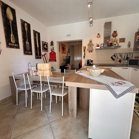 Il Don Minzoni 98 "Casa Vacanze" Lido di Camaiore Exterior photo